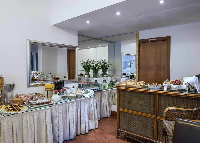 Caracciolo Hotel
